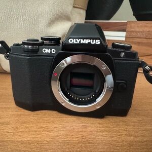 Olympus OM-D Mirrorless Camera Body in Black
